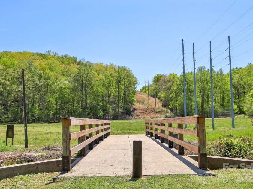 953 Howard Street, Tryon, NC 28782.  MLS# CAR4248154, YatesRealty ID 8790. 