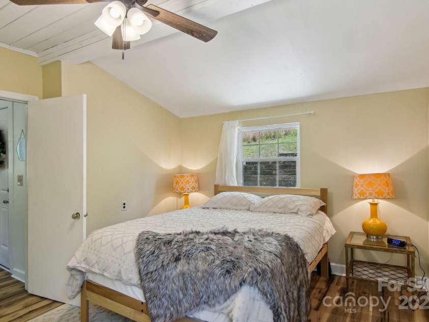 953 Howard Street, Tryon, NC 28782.  MLS# CAR4248154, YatesRealty ID 8790. Primary Bedroom