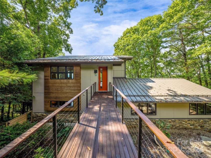 219 Old Toll Road, Asheville, NC 28804.  MLS# CAR4186795, YatesRealty ID 8791. 