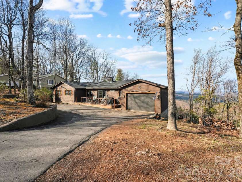 5475 Pine Ridge Drive, Connelly Springs, NC 28612.  MLS# CAR4345355, YatesRealty ID 8791. 