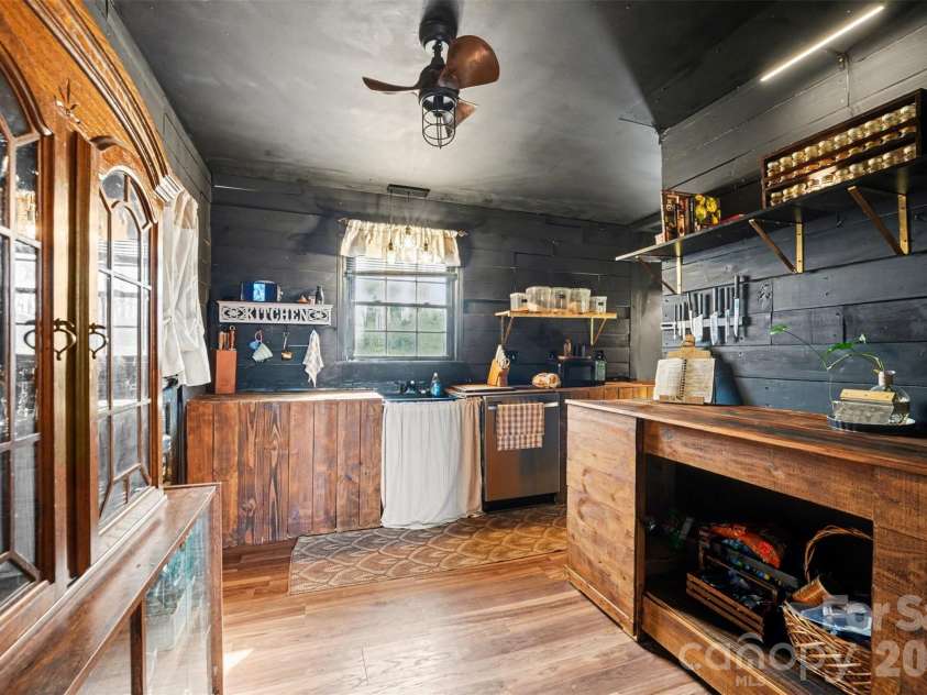 5475 Pine Ridge Drive, Connelly Springs, NC 28612.  MLS# CAR4345355, YatesRealty ID 8791. 