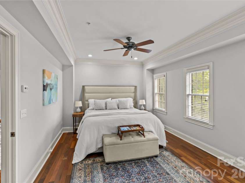 529 Queens Road, Charlotte, NC 28207.  MLS# CAR4353298, YatesRealty ID 8792. Bedroom 3