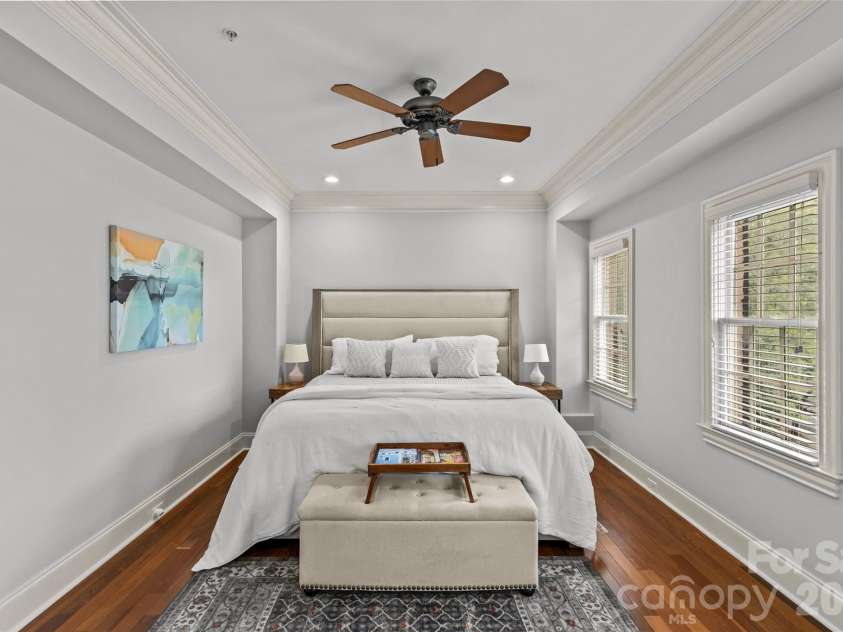 529 Queens Road, Charlotte, NC 28207.  MLS# CAR4353298, YatesRealty ID 8792. Bedroom 3