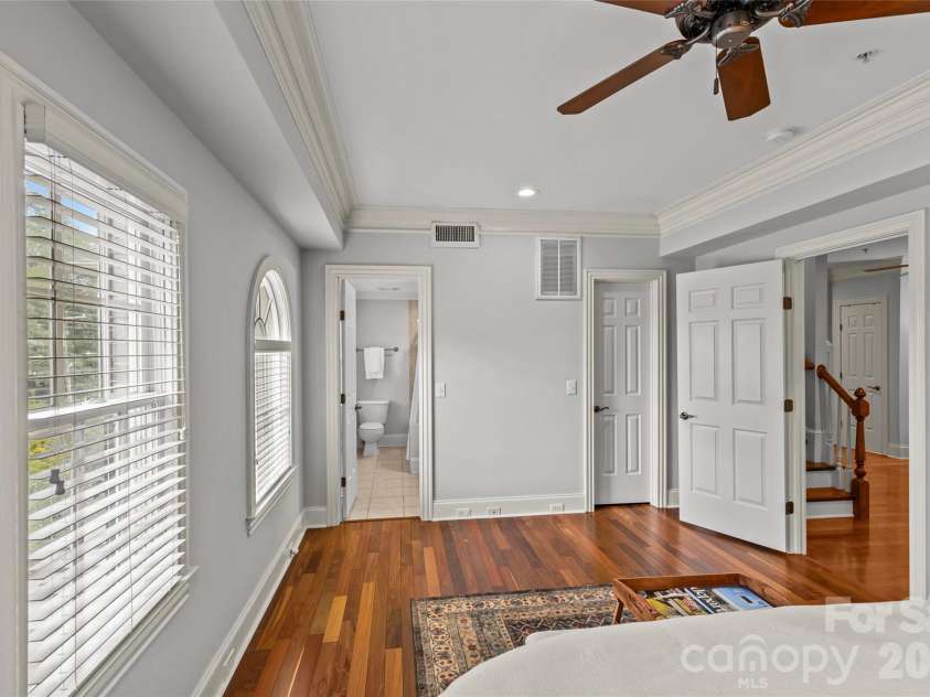 529 Queens Road, Charlotte, NC 28207.  MLS# CAR4353298, YatesRealty ID 8792. Bedroom 3