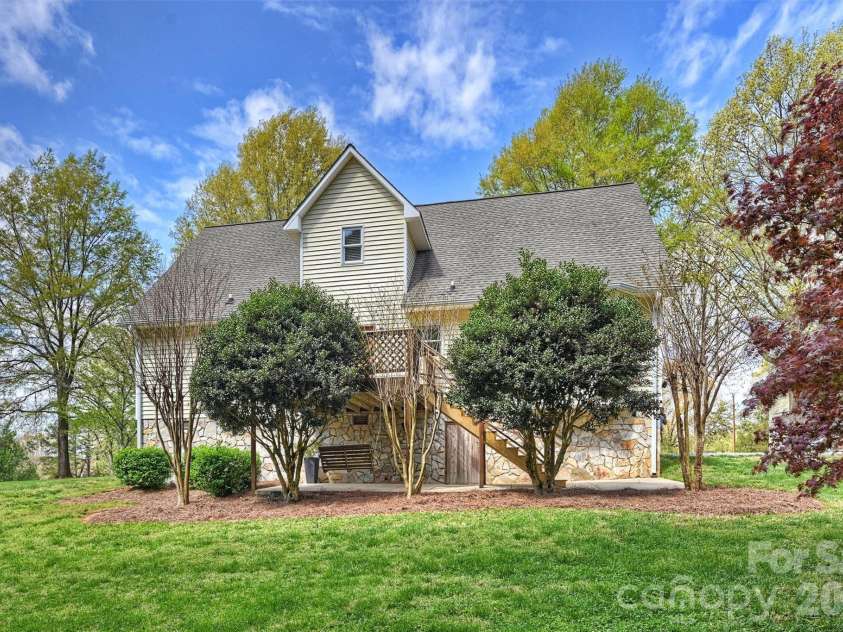 189 Fea Lane, Iron Station, NC 28080.  MLS# CAR4358306, YatesRealty ID 8793. 