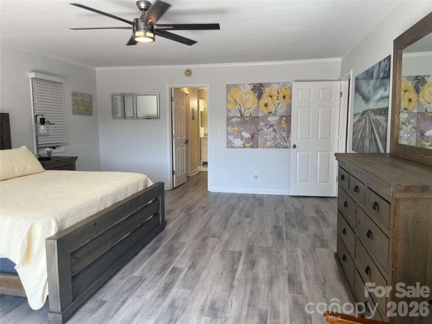 255 Gateway Drive, Lake Lure, NC 28746.  MLS# CAR4354497, YatesRealty ID 8795. 