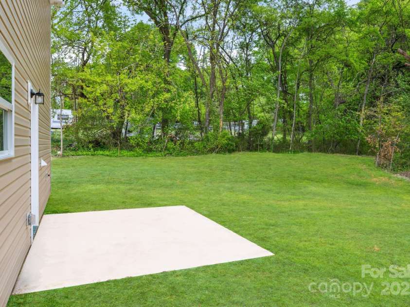 3048 Goble Street, Gastonia, NC 28056.  MLS# CAR4248279, YatesRealty ID 8795. Backyard