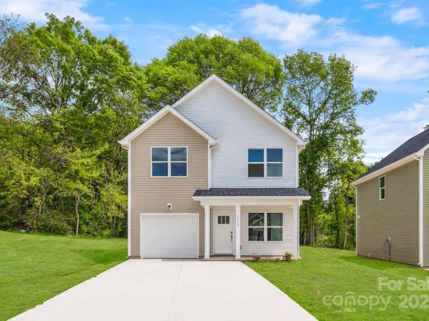 3048 Goble Street, Gastonia, NC 28056.  MLS# CAR4248279, YatesRealty ID 8795. Front on the House
