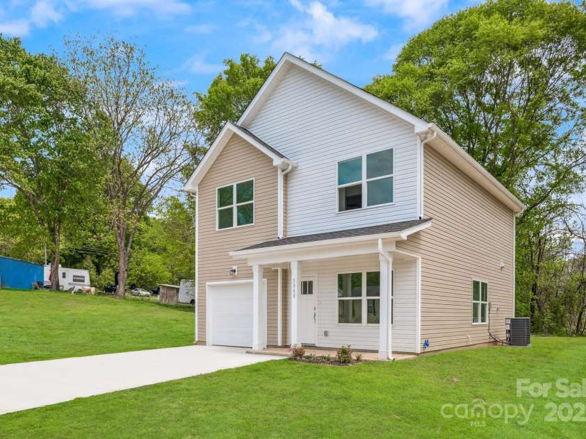 3048 Goble Street, Gastonia, NC 28056.  MLS# CAR4248279, YatesRealty ID 8795. Front on the House