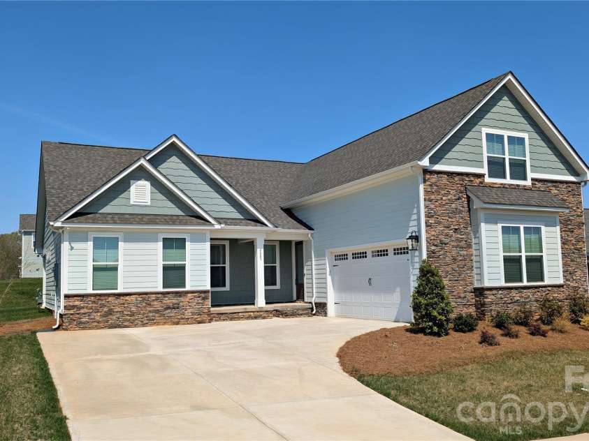 1253 Copper Leaf Drive, Rock Hill, SC 29732.  MLS# CAR4386820, YatesRealty ID 8796. 
