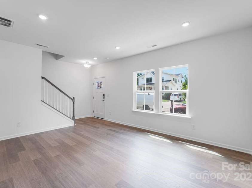 344 Catawba Avenue, Davidson, NC 28036.  MLS# CAR4225454, YatesRealty ID 8796. 344 Catawba Avenue ~ Ready Now