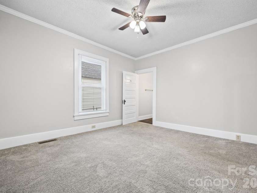 548 Flint Street, Rock Hill, SC 29730.  MLS# CAR4326832, YatesRealty ID 8797. 