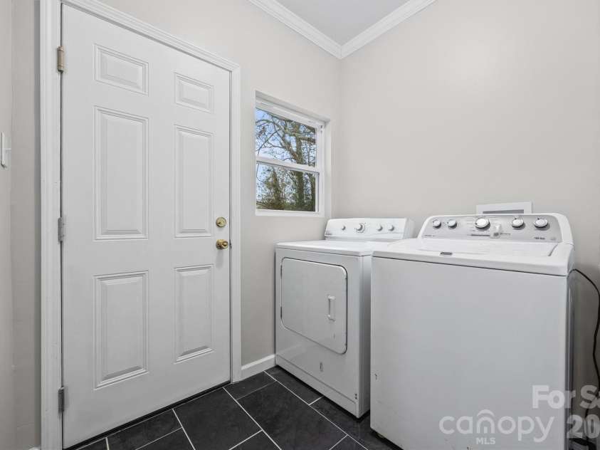 548 Flint Street, Rock Hill, SC 29730.  MLS# CAR4326832, YatesRealty ID 8797. 
