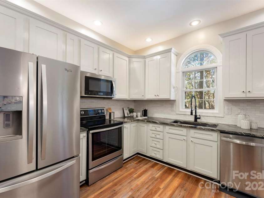 26 Ginsing Point, Pisgah Forest, NC 28768.  MLS# CAR4225992, YatesRealty ID 8798. 