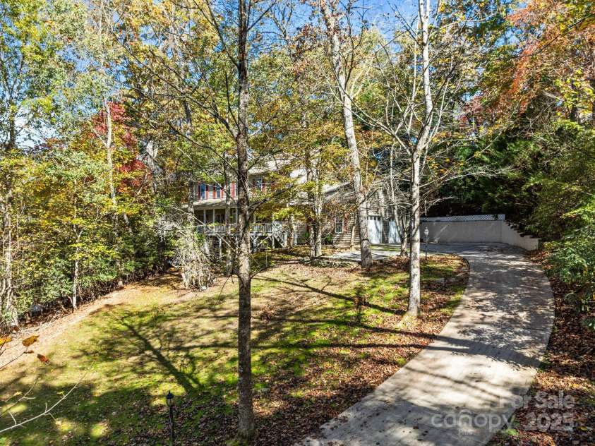 26 Ginsing Point, Pisgah Forest, NC 28768.  MLS# CAR4314876, YatesRealty ID 8798. 