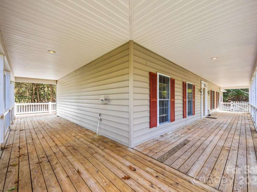 26 Ginsing Point, Pisgah Forest, NC 28768.  MLS# CAR4314876, YatesRealty ID 8798. 