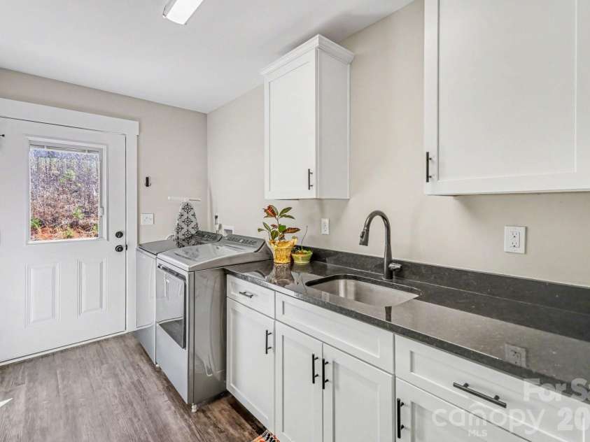 310 Old Hardin Road, Dallas, NC 28034.  MLS# CAR4360733, YatesRealty ID 8798. 