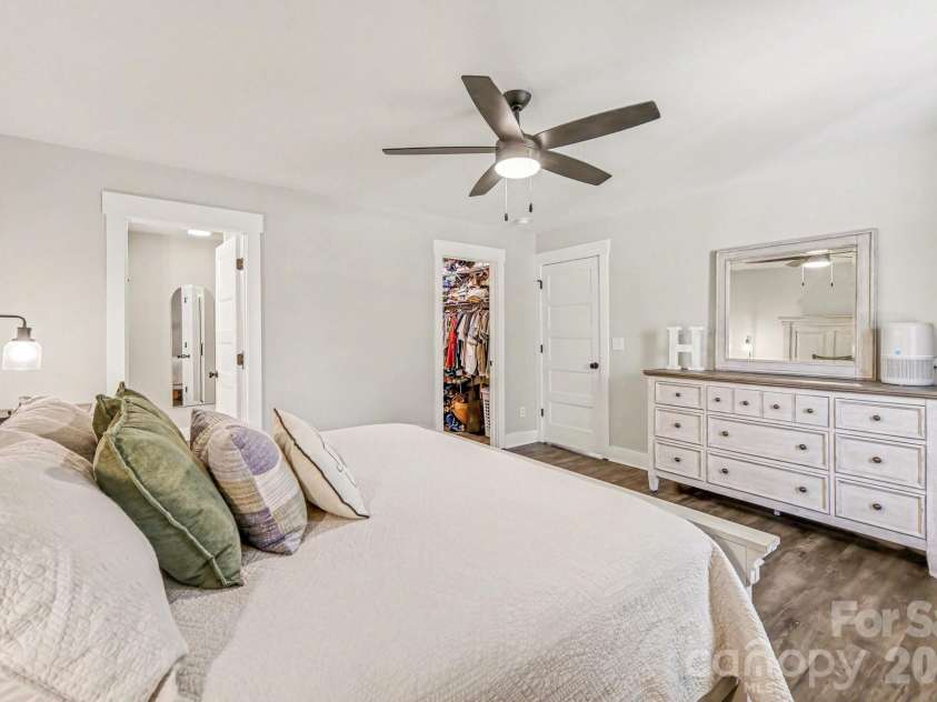 310 Old Hardin Road, Dallas, NC 28034.  MLS# CAR4360733, YatesRealty ID 8798. 