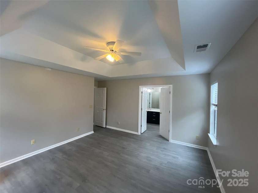 12042 Mallard Ridge Drive, Charlotte, NC 28269.  MLS# CAR4298005, YatesRealty ID 88. Primary Bedroom - alternate angle