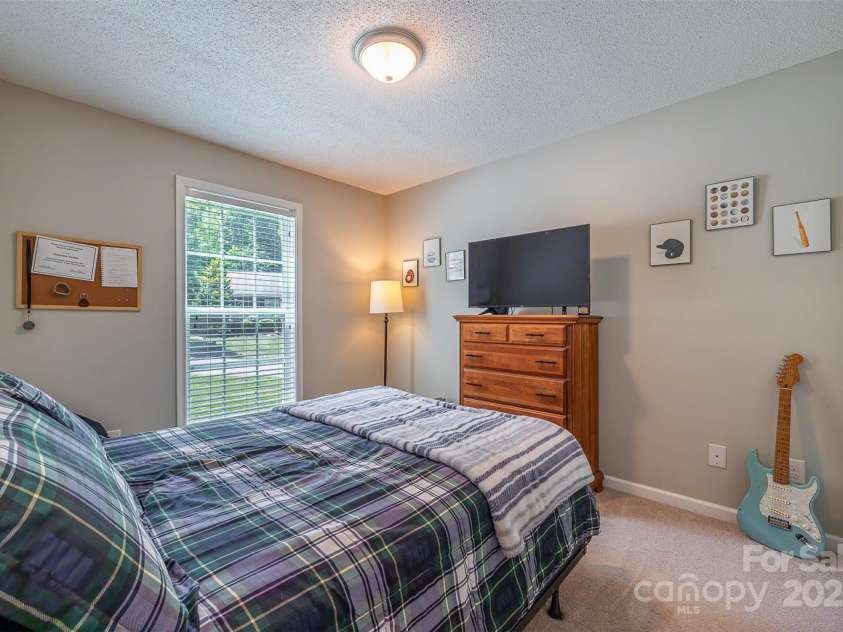 225 Forest Glen Way, Morganton, NC 28655.  MLS# CAR4266004, YatesRealty ID 88. 