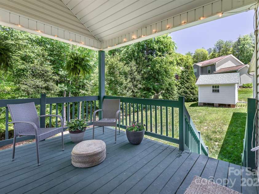 225 Forest Glen Way, Morganton, NC 28655.  MLS# CAR4266004, YatesRealty ID 88. 