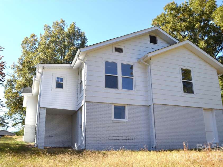 1240 Hollywood Terrace, Albemarle, NC 28001.  MLS# CAR4082586, YatesRealty ID 8800. 