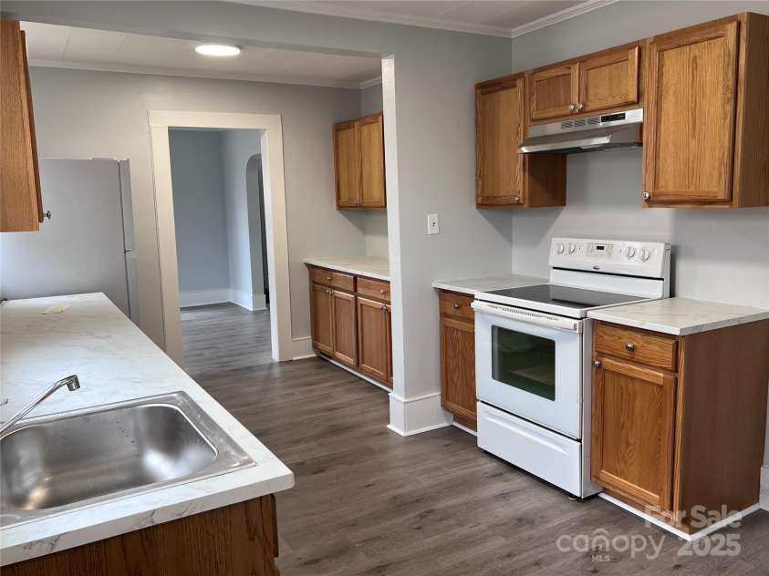 1240 Hollywood Terrace, Albemarle, NC 28001.  MLS# CAR4082586, YatesRealty ID 8800. 