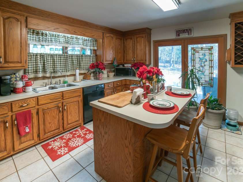 4781 Sugar Loaf Road, Morganton, NC 28655.  MLS# CAR4328426, YatesRealty ID 8801. 