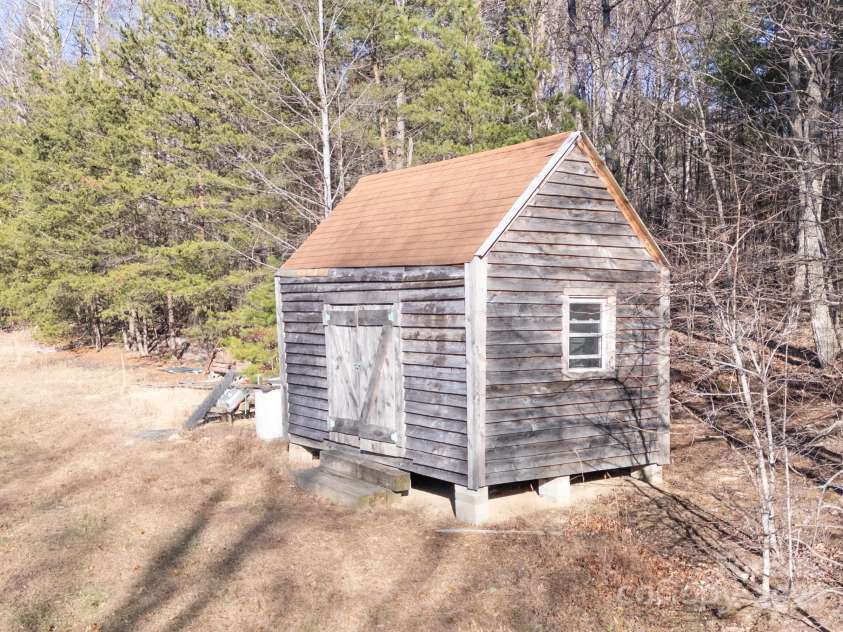 4781 Sugar Loaf Road, Morganton, NC 28655.  MLS# CAR4328426, YatesRealty ID 8801. 