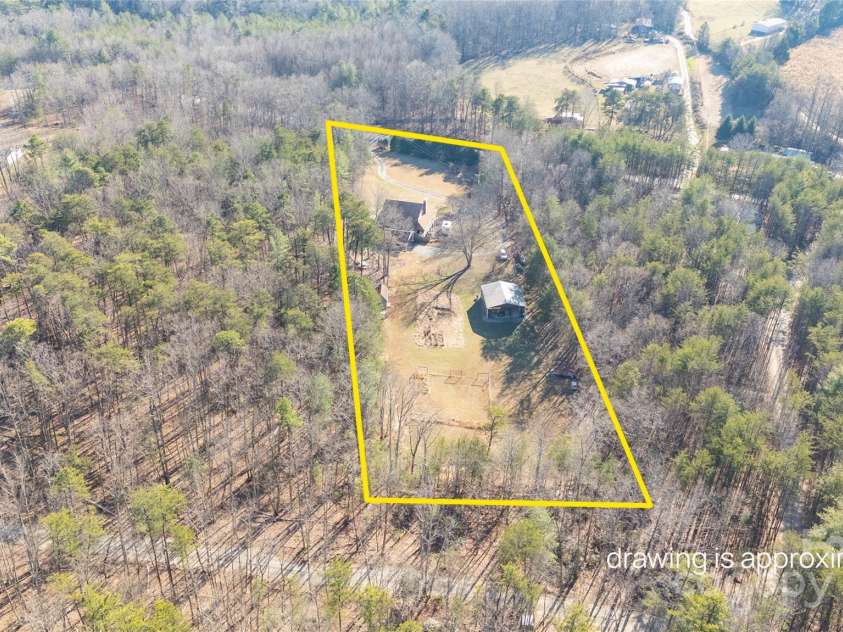 4781 Sugar Loaf Road, Morganton, NC 28655.  MLS# CAR4328426, YatesRealty ID 8801. 