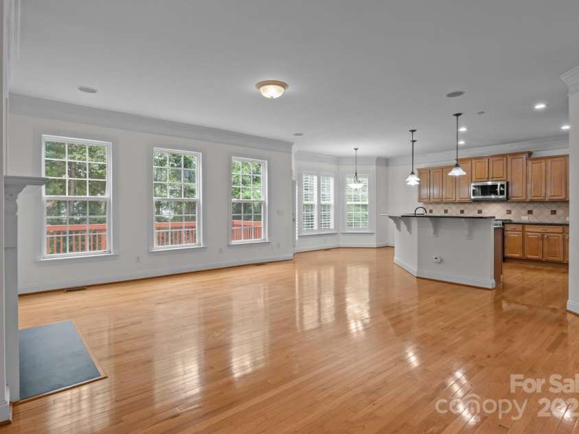 561 Keystone Court, Concord, NC 28027.  MLS# CAR4234078, YatesRealty ID 8801. Great Room