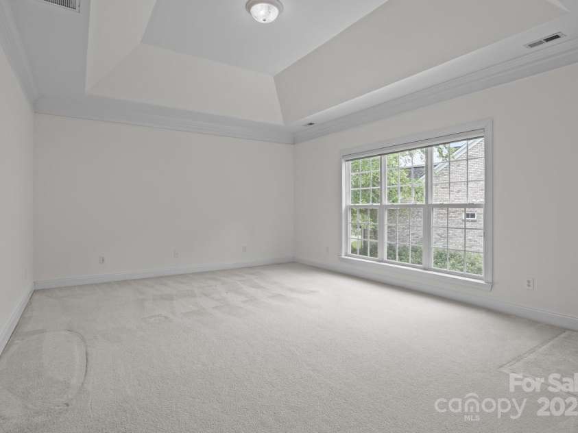 561 Keystone Court, Concord, NC 28027.  MLS# CAR4234078, YatesRealty ID 8801. Primary Bedroom