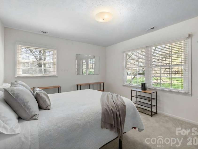 3039 Longwood Drive, Shelby, NC 28152.  MLS# CAR4344670, YatesRealty ID 8803. 