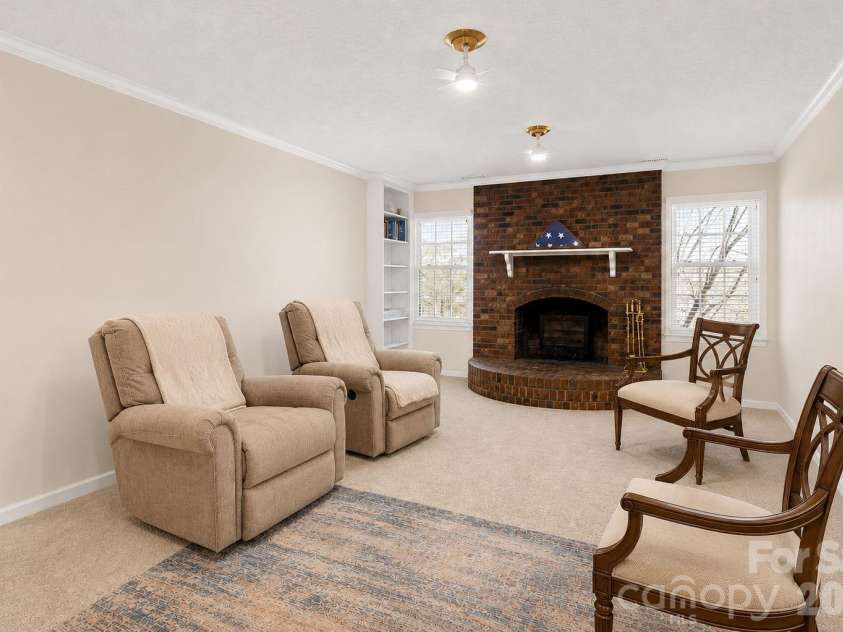 3039 Longwood Drive, Shelby, NC 28152.  MLS# CAR4344670, YatesRealty ID 8803. 