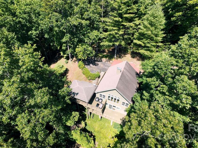 561 Deals Gap Road, Robbinsville, NC 28771.  MLS# CAR4144859, YatesRealty ID 8805. 