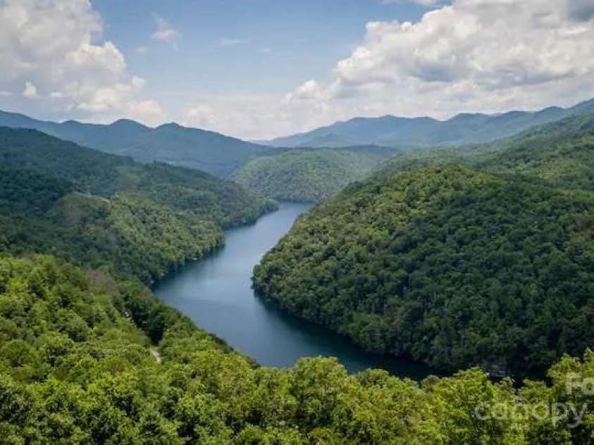 561 Deals Gap Road, Robbinsville, NC 28771.  MLS# CAR4144859, YatesRealty ID 8805. 