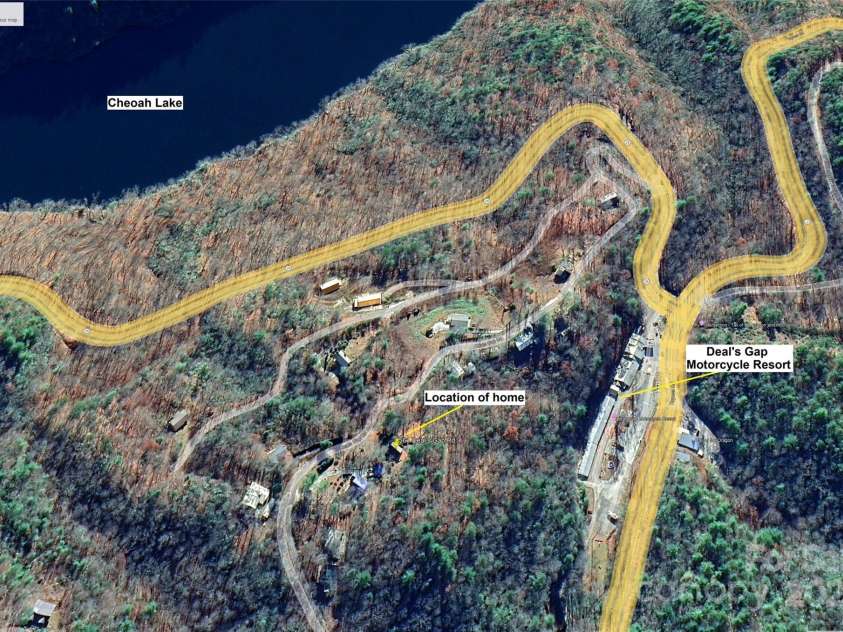 561 Deals Gap Road, Robbinsville, NC 28771.  MLS# CAR4144859, YatesRealty ID 8805. 