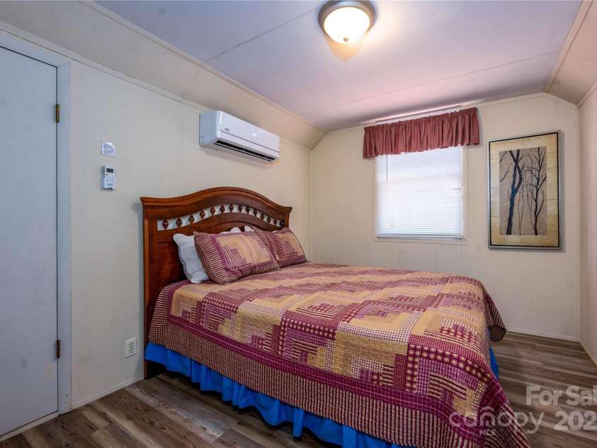 561 Deals Gap Road, Robbinsville, NC 28771.  MLS# CAR4144859, YatesRealty ID 8805. Loft Bedroom