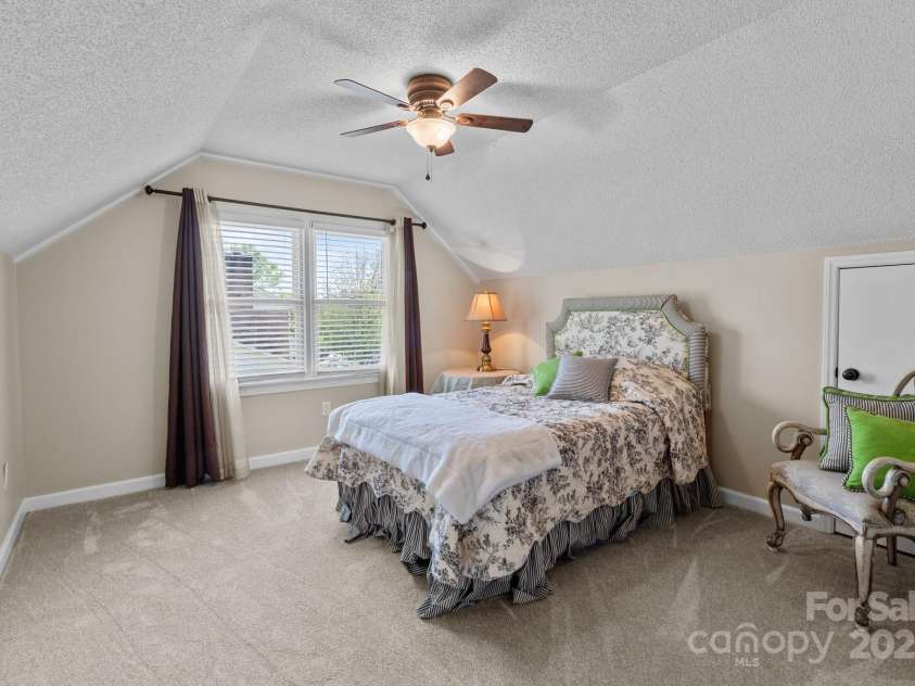 806 Mcgregor Drive, Concord, NC 28025.  MLS# CAR4251287, YatesRealty ID 8806. 