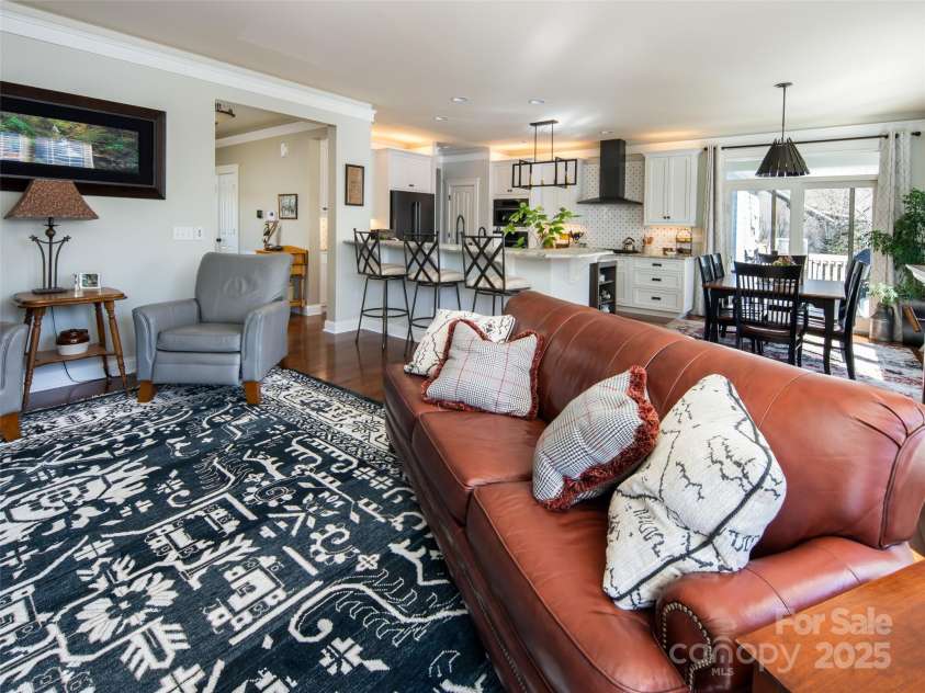 11 Moser Sedge Court, Biltmore Lake, NC 28715.  MLS# CAR4219261, YatesRealty ID 8807. 