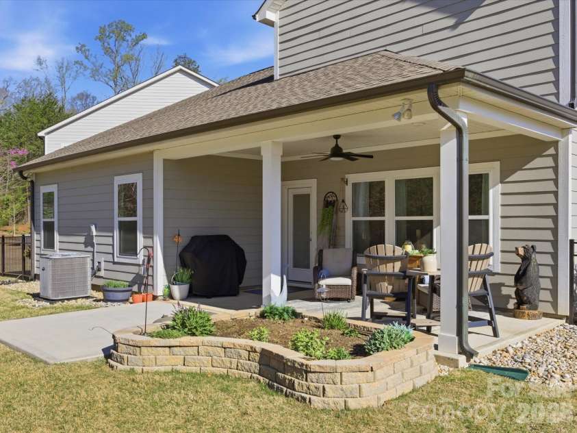 1729 Valkrie Place, York, SC 29745.  MLS# CAR4357565, YatesRealty ID 8807. 