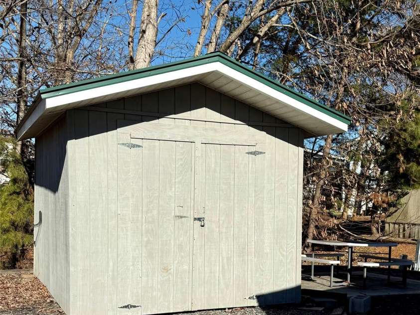 106 Hummingbird Circle, New London, NC 27281.  MLS# CAR4214143, YatesRealty ID 8808. 