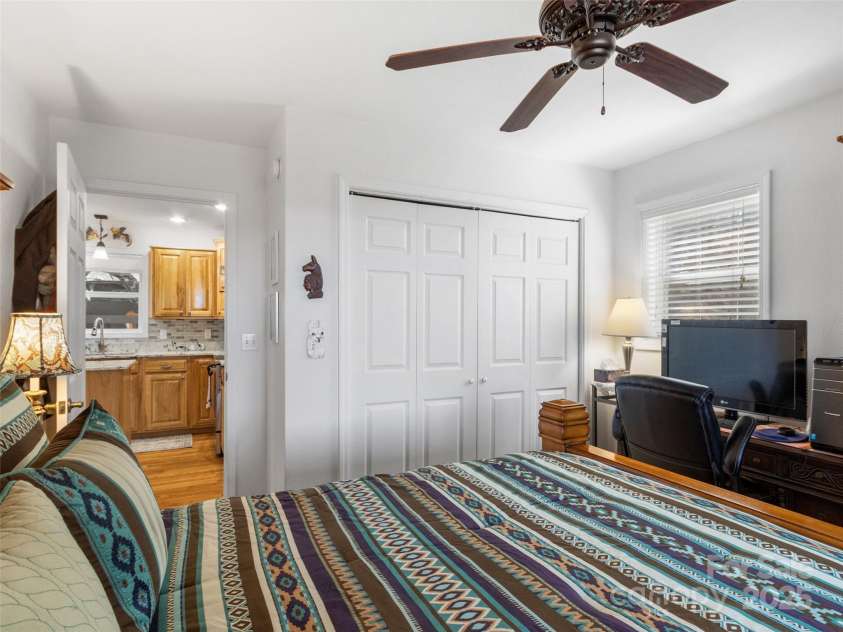 36 Crest Line Drive, Green Mountain, NC 28740.  MLS# CAR4237025, YatesRealty ID 8809. 