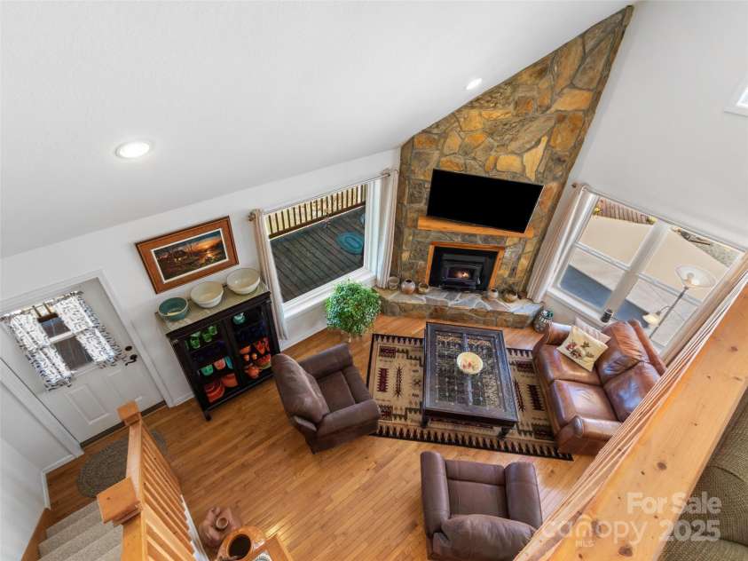 36 Crest Line Drive, Green Mountain, NC 28740.  MLS# CAR4237025, YatesRealty ID 8809. 