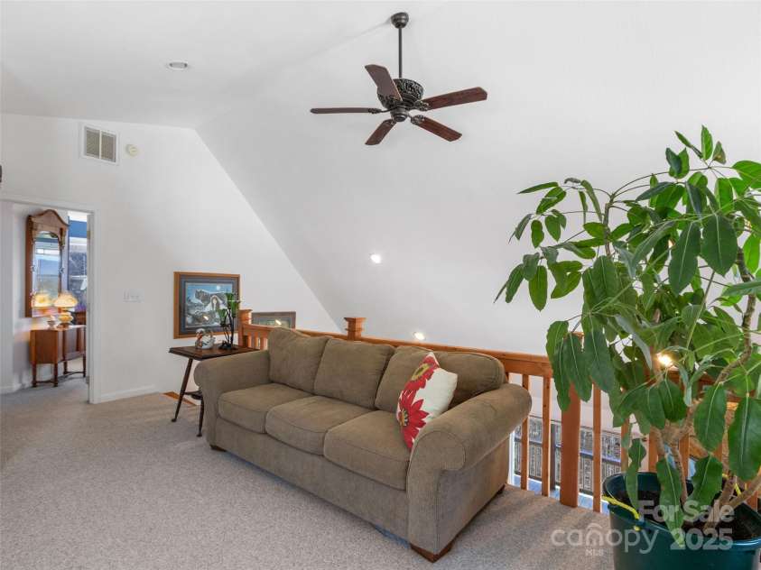 36 Crest Line Drive, Green Mountain, NC 28740.  MLS# CAR4237025, YatesRealty ID 8809. 