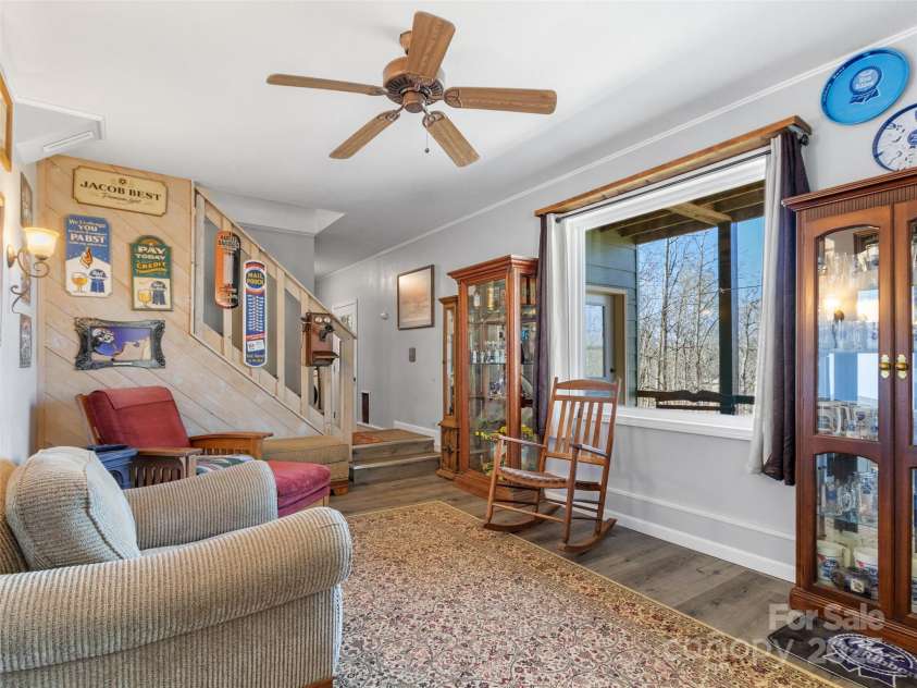 36 Crest Line Drive, Green Mountain, NC 28740.  MLS# CAR4237025, YatesRealty ID 8809. 