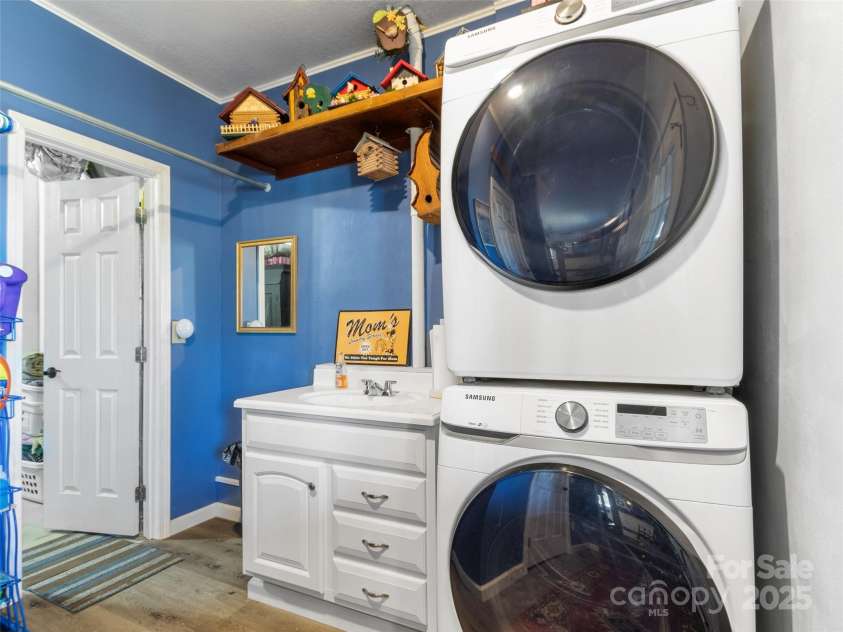 36 Crest Line Drive, Green Mountain, NC 28740.  MLS# CAR4237025, YatesRealty ID 8809. Laundry Area