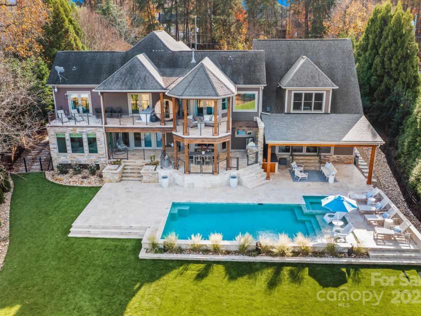 16407 Jetton Road, Cornelius, NC 28031.  MLS# CAR4326392, YatesRealty ID 881. 