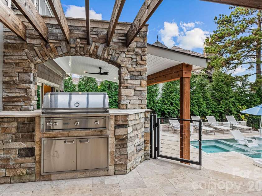 16407 Jetton Road, Cornelius, NC 28031.  MLS# CAR4326392, YatesRealty ID 881. Outdoor Grilling Station