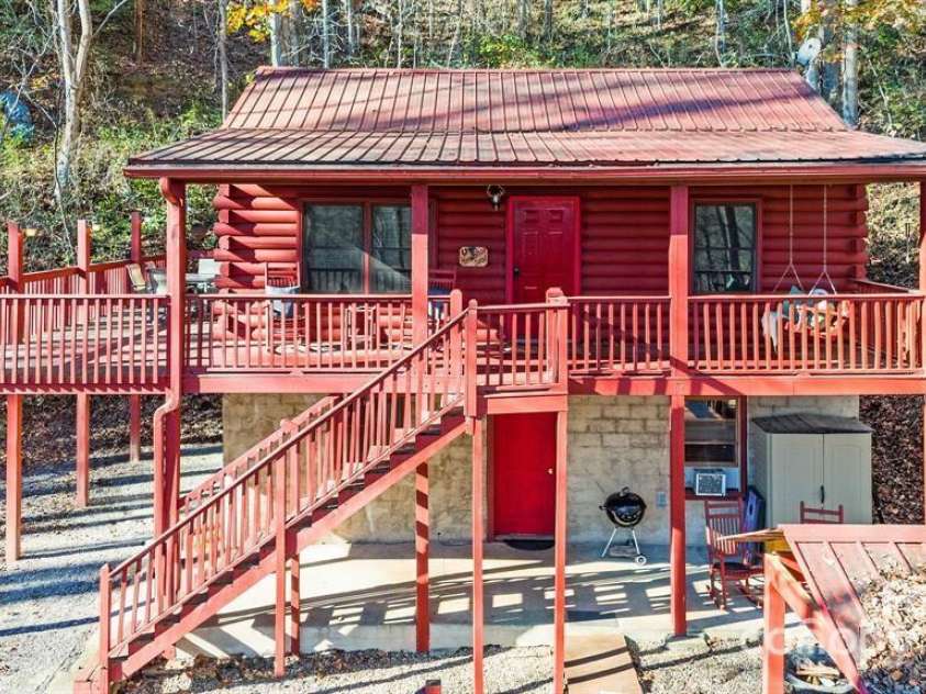 306 Forget Me Not Lane, Whittier, NC 28789.  MLS# CAR4272676, YatesRealty ID 881. 